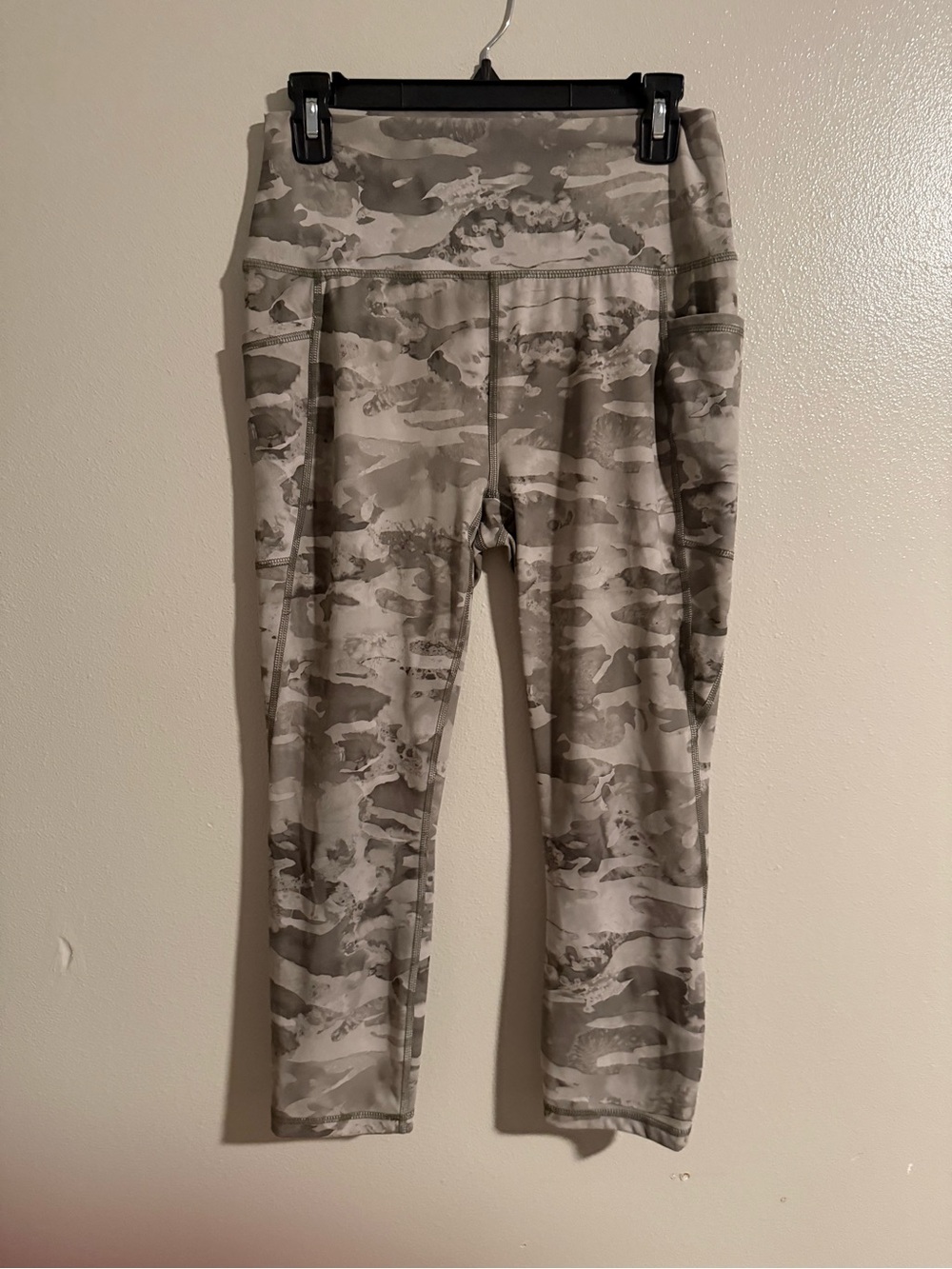 Reebok Girls Gray Camo Performance Leggings